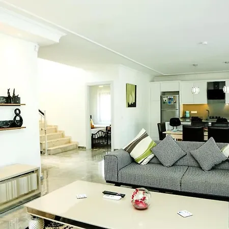 Luxury Kaan Villa *