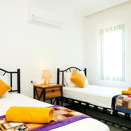 Luxury Kaan *